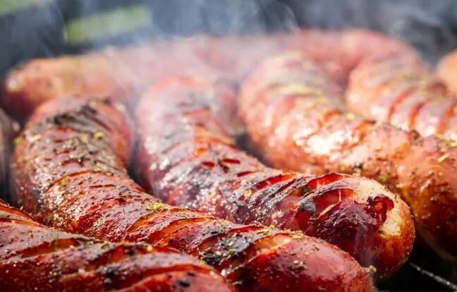 Brochettes de poulet, frites