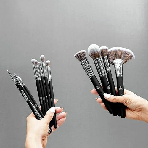 13 Pcs B.h Cosmetics Studio