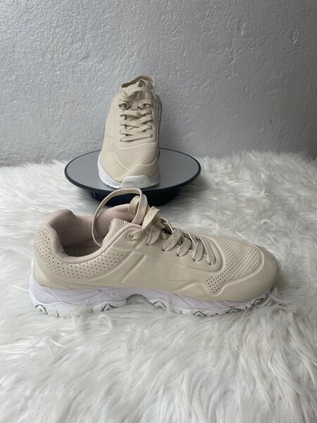 Baskets beige femme tendance