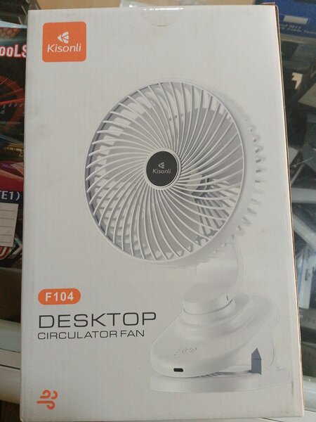 DESKTOP AIR CIRCULATOR FAN