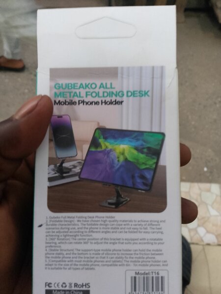 Desktop phone holder