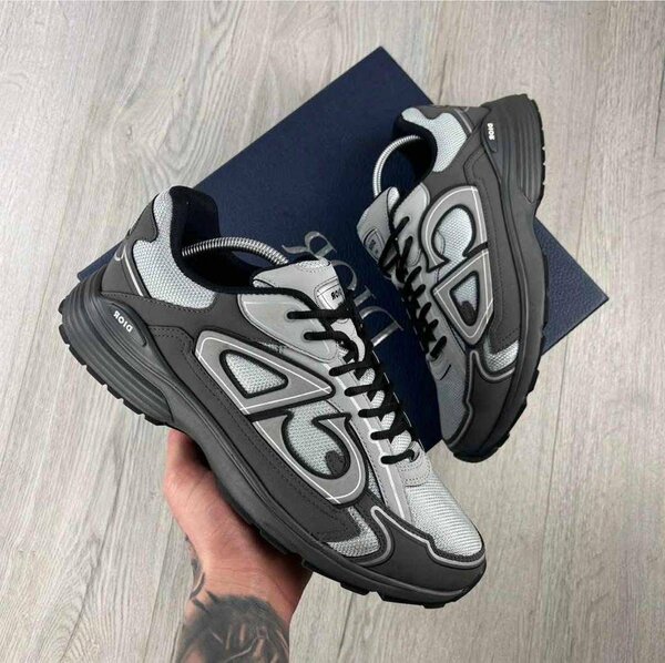 DIOR B30 REFLECTIVE CD30 - GREY ANTHRACITE ( Avec la boîte)