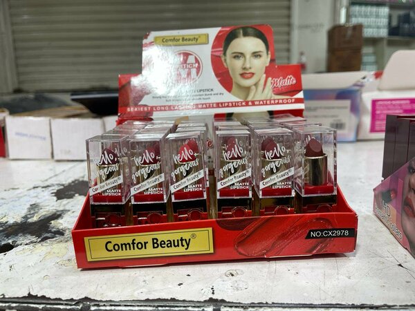 Pack of 24 Comfor Beauty Matte Lipstick