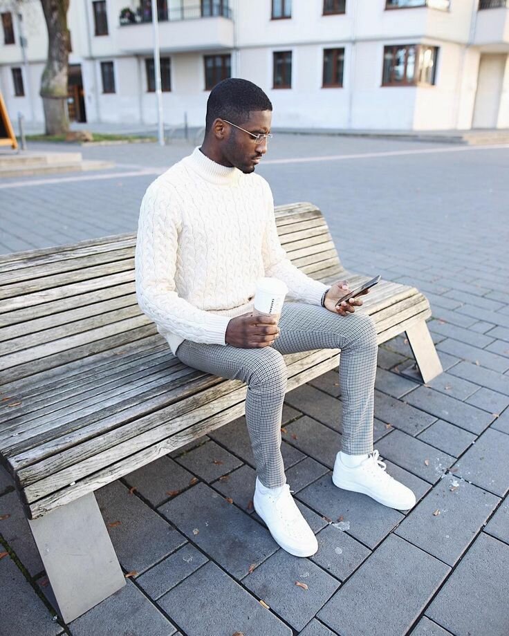 Pull col roulé torsadé homme