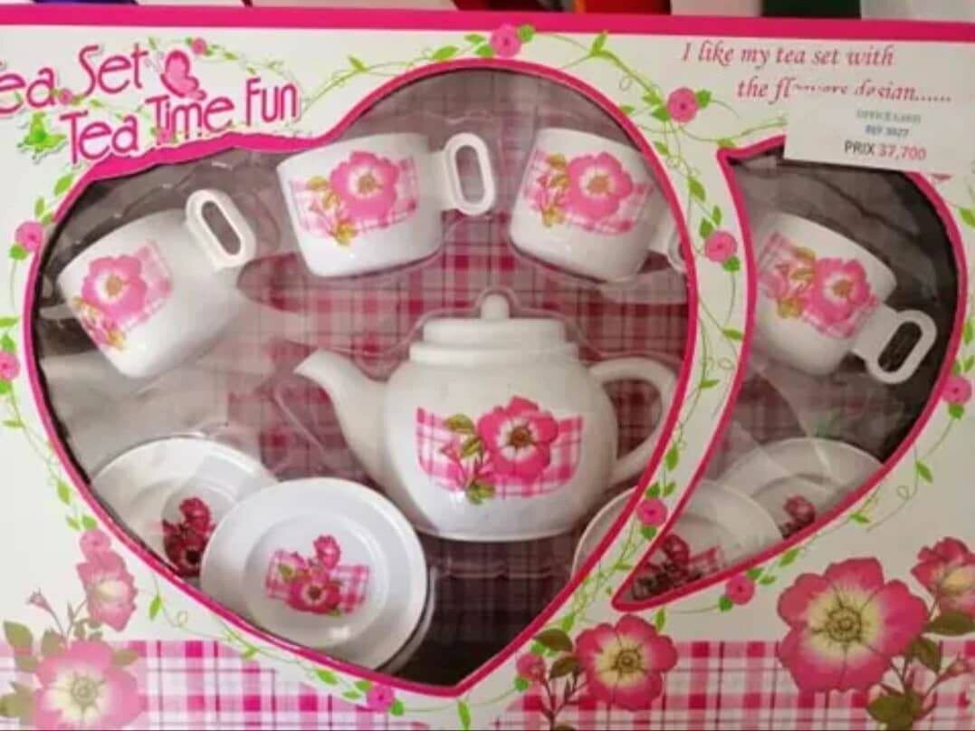 Ensemble de service à thé en jouet pour enfant fille