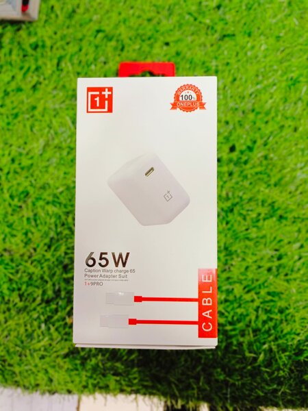ONE PLUS CHARGER 65W WARP CHARGING