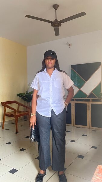 Chemise blanche décontractée