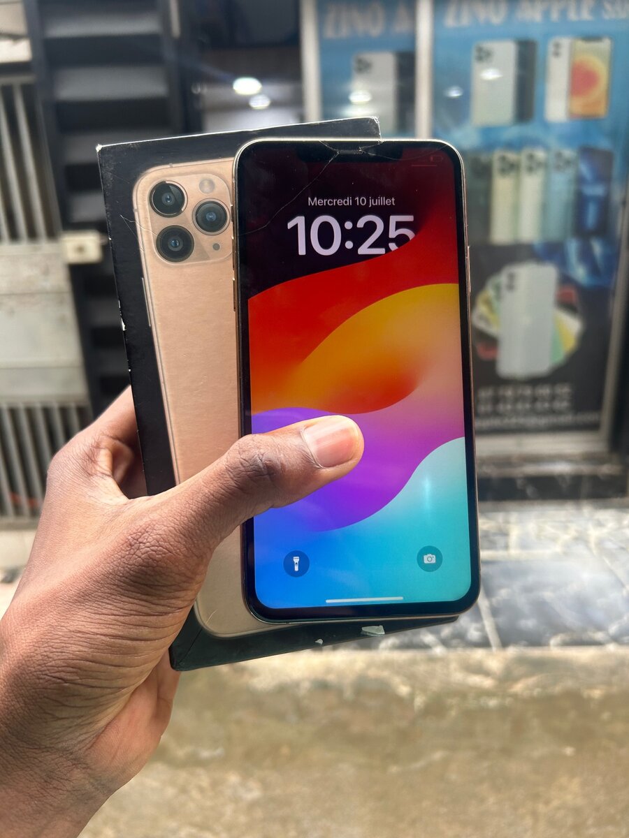 iPhone 11 Pro Max 64Go