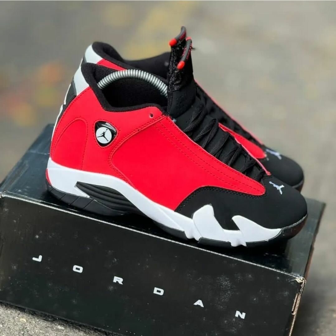 Baskets rouges Air Jordan 14