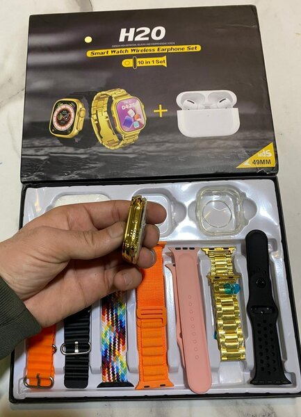 H20 Smart watch with Airpods