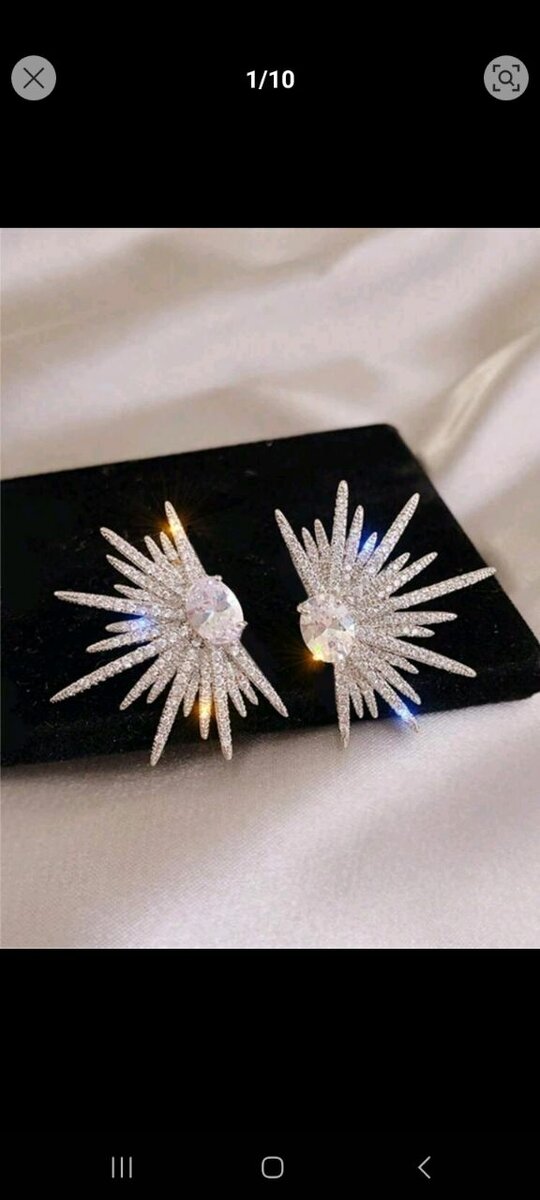Sparkling shaped earrings