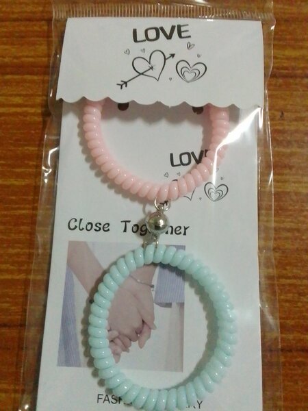 Bracelets d'amitié, complicité