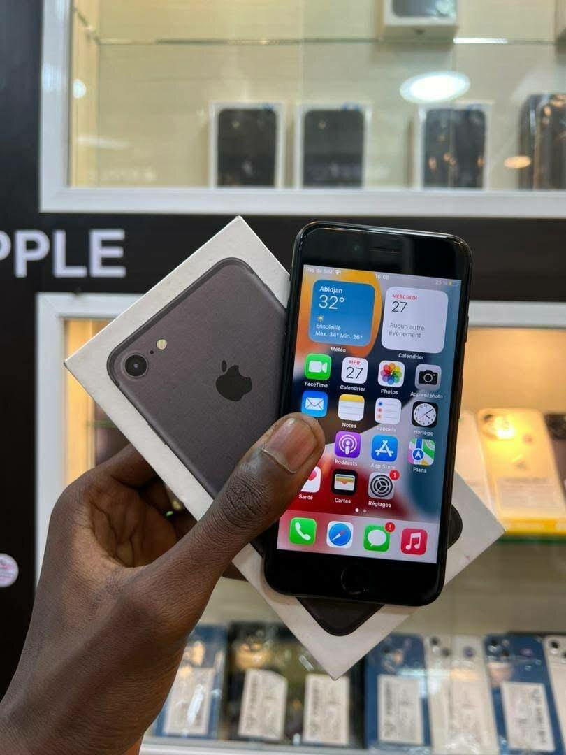 iPhone 7 simple 256giga neuf