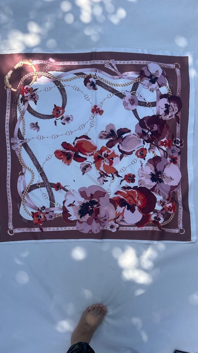 Шелковый платок