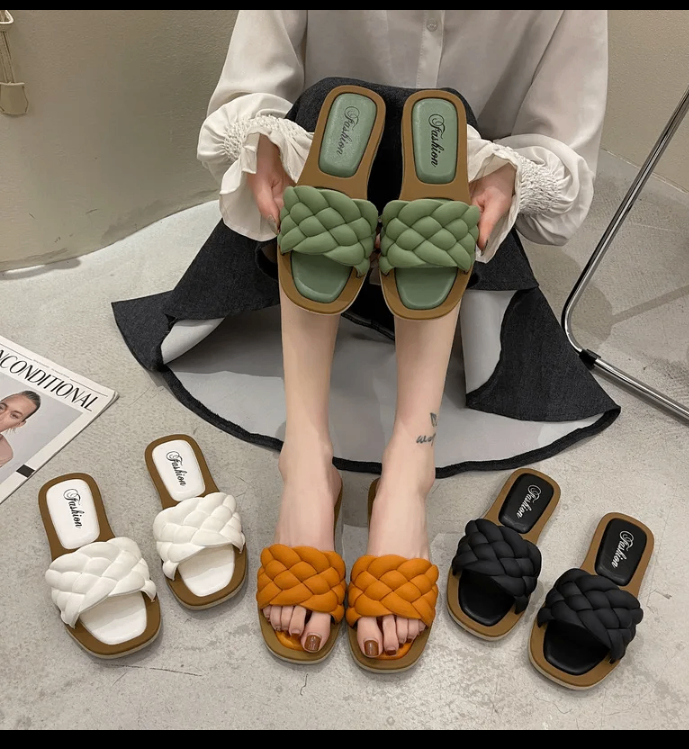 Sandales Tressées Élégantes