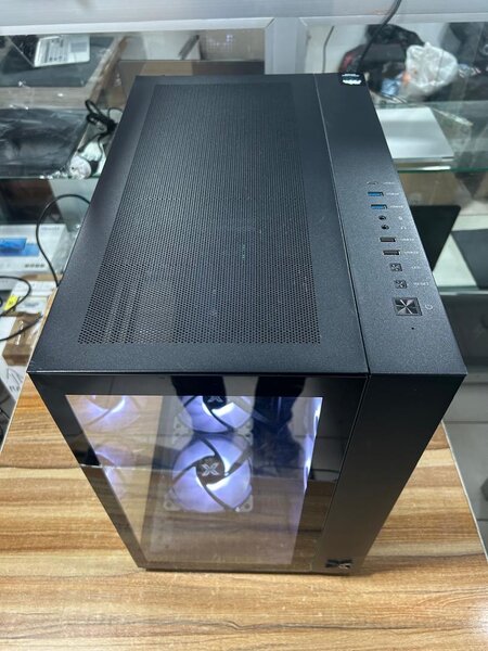 Boîtier PC Gaming RGB