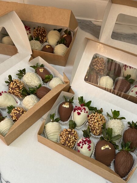 Клубника в шоколаде 1200 сом