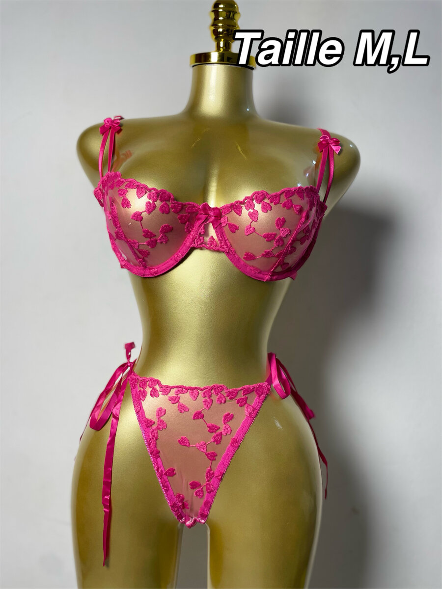 Ensemble lingerie dentelle floral