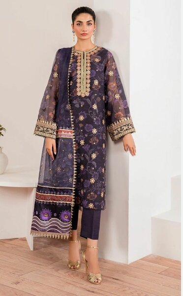 3 piece suit lawn