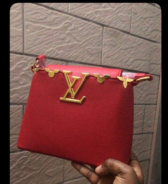 élégant disponible en plusieur