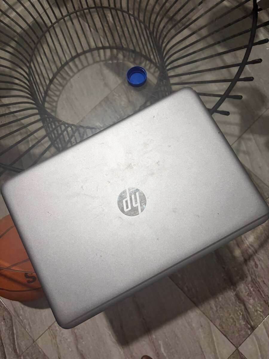 HP ELITEBOOK