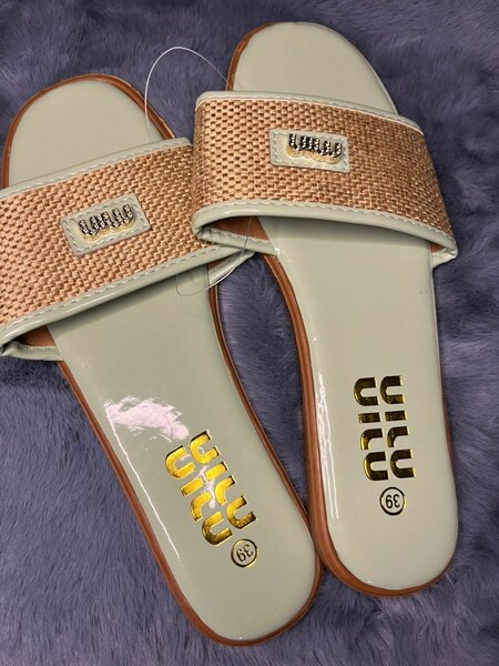 Sandales tissées élégantes