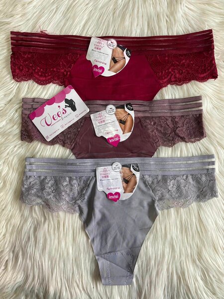 Strings et culottes pour femmes