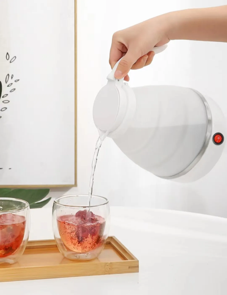 Cute foldable kettle