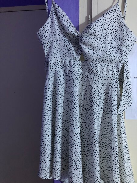 Robe estivale à pois pour femmes