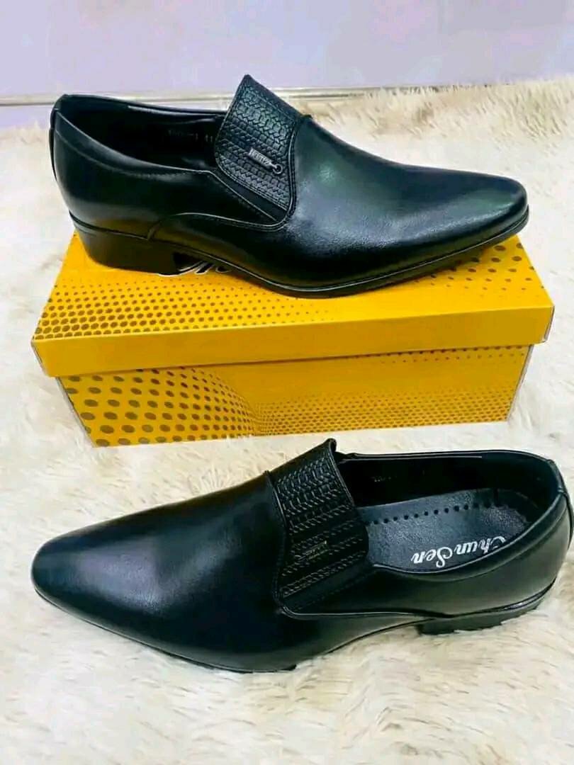 Men's classic leather shoes
