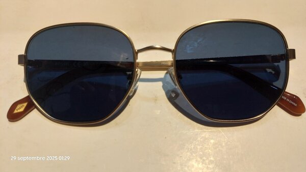 Lunettes de soleil élégantes