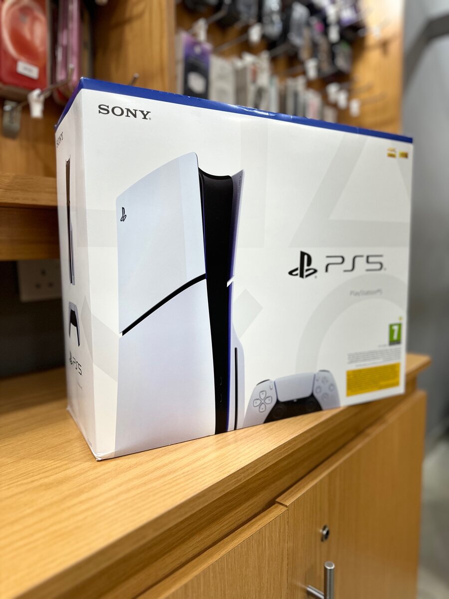 BRAND NEW PLAY STATION 5 Slim 1TB