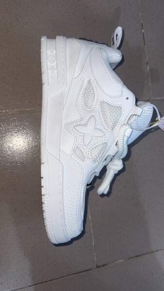 BASKET LOUIS VUITTON TRAINER