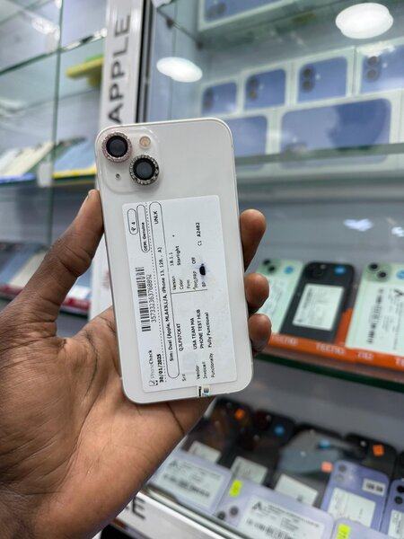 13 simple 128go Casi neuf