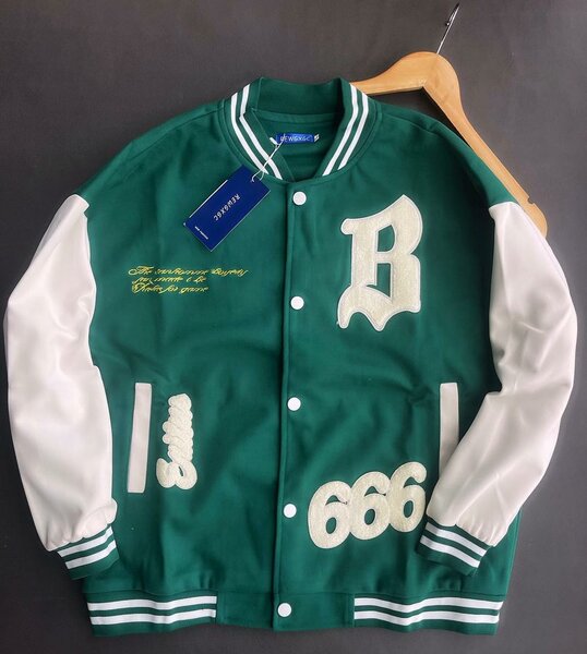 Veste universitaire rétro