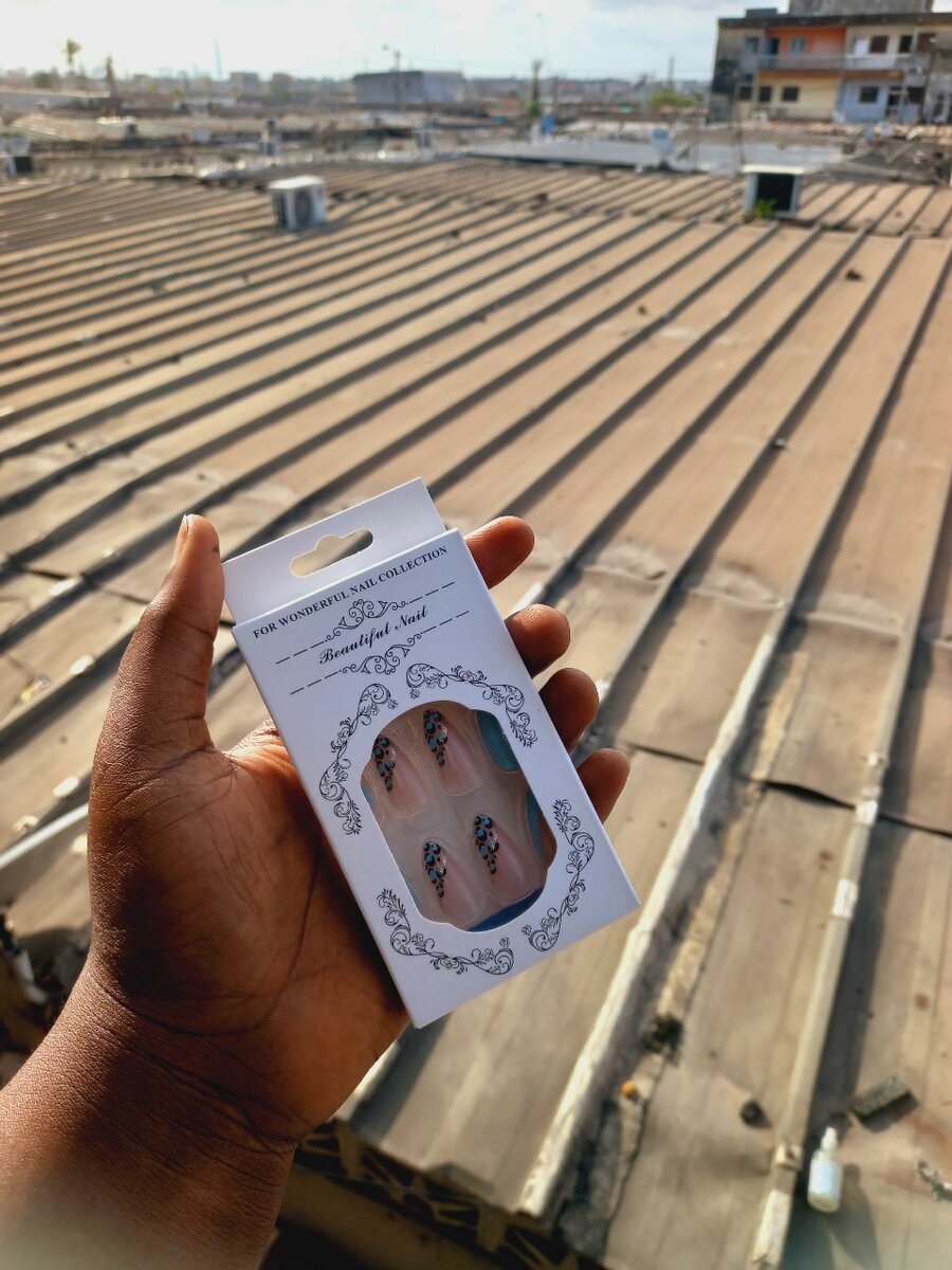 24 Ongles Press-On Élégants