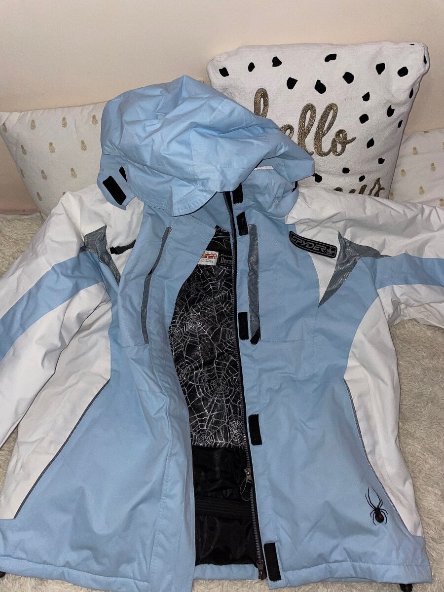 Новая куртка Spyder