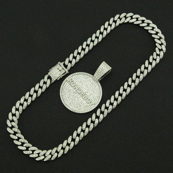 Collier en Argent avec Pendentif