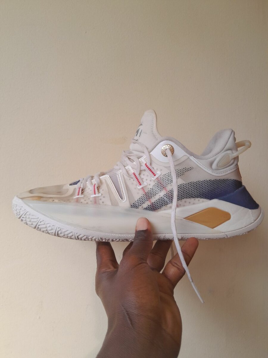 Sneakers de sport blanc tendance