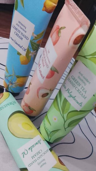 Crème pour les mains parfumée