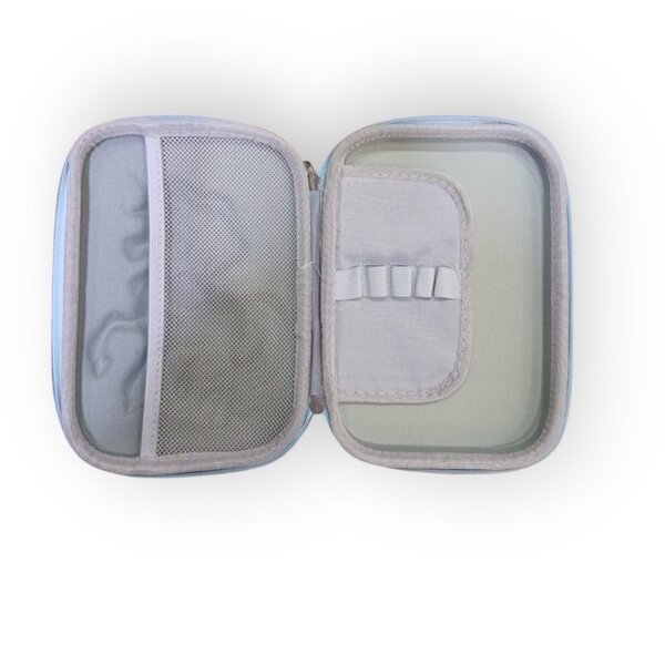 Pouch zipper