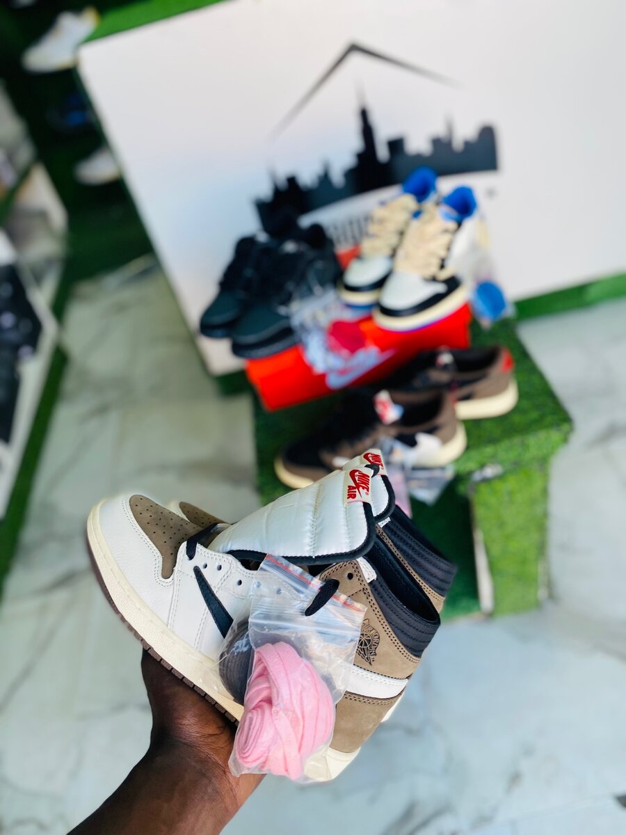 CACTUS JACK AIR JORDAN