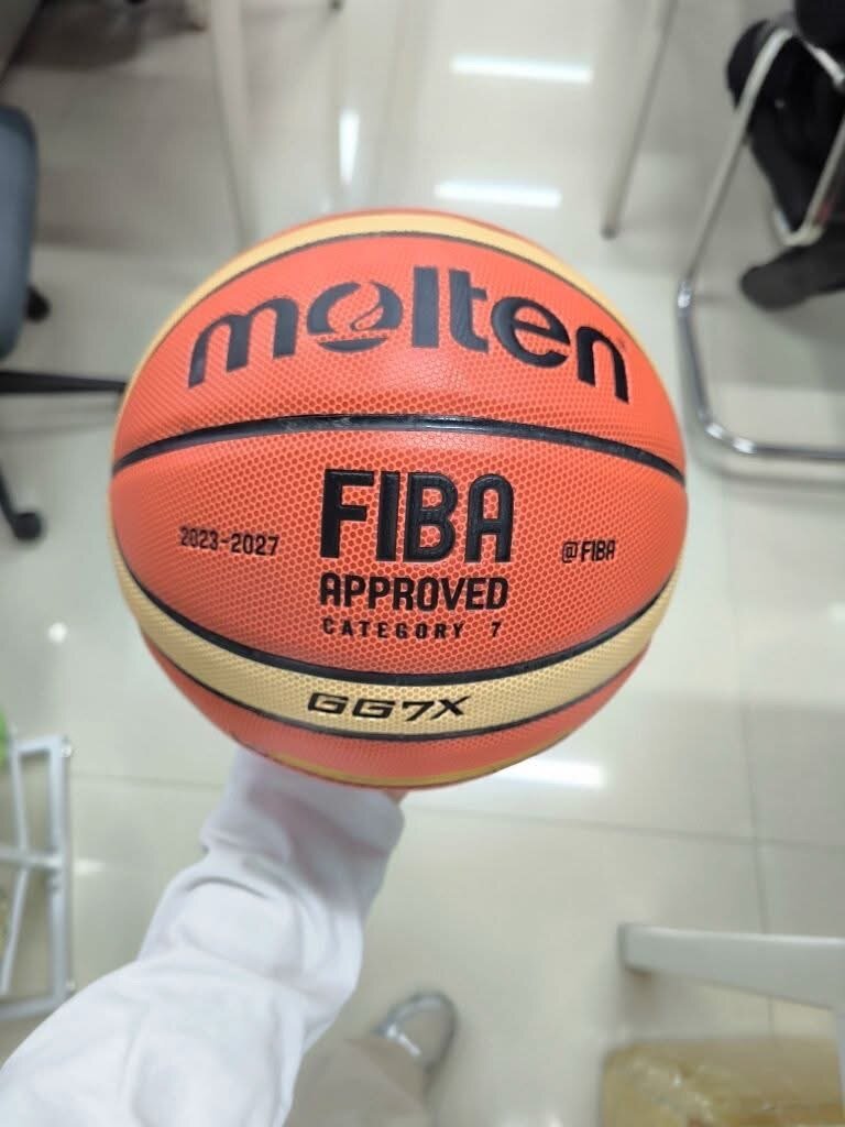 Ballon de basket Molten FIBA