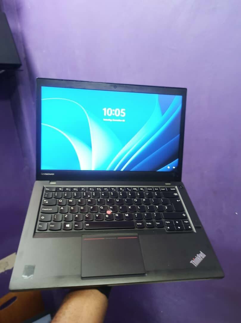 LONOVO THINKPAD laptop