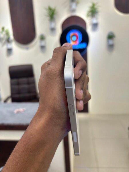 iPhone 12 Blanc 64Go