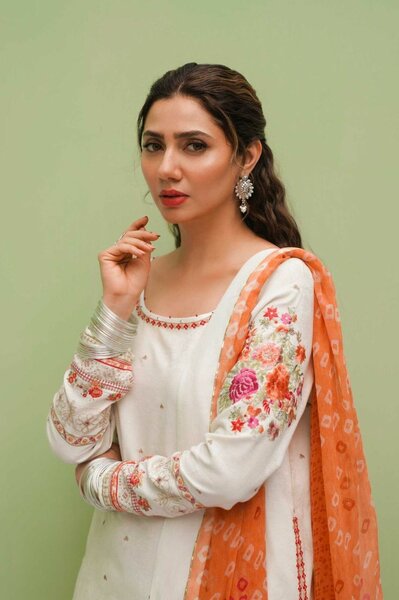 *Brand* Maria B M.PRINT LAWN COLLECTION   MOST HIT DESIGN