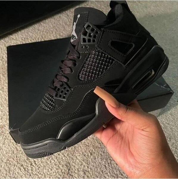 Nike Jordan retro 4