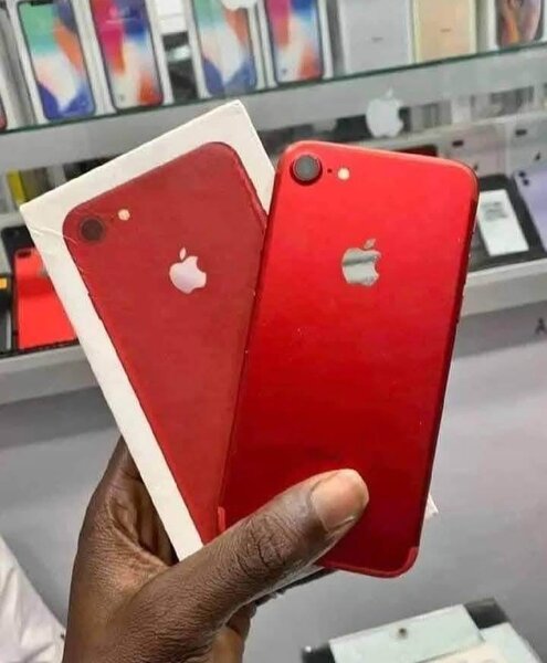 iPhone 8 simple Rouge 128 Go