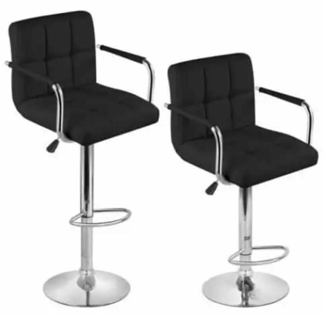 Fauteuil roulant avec table