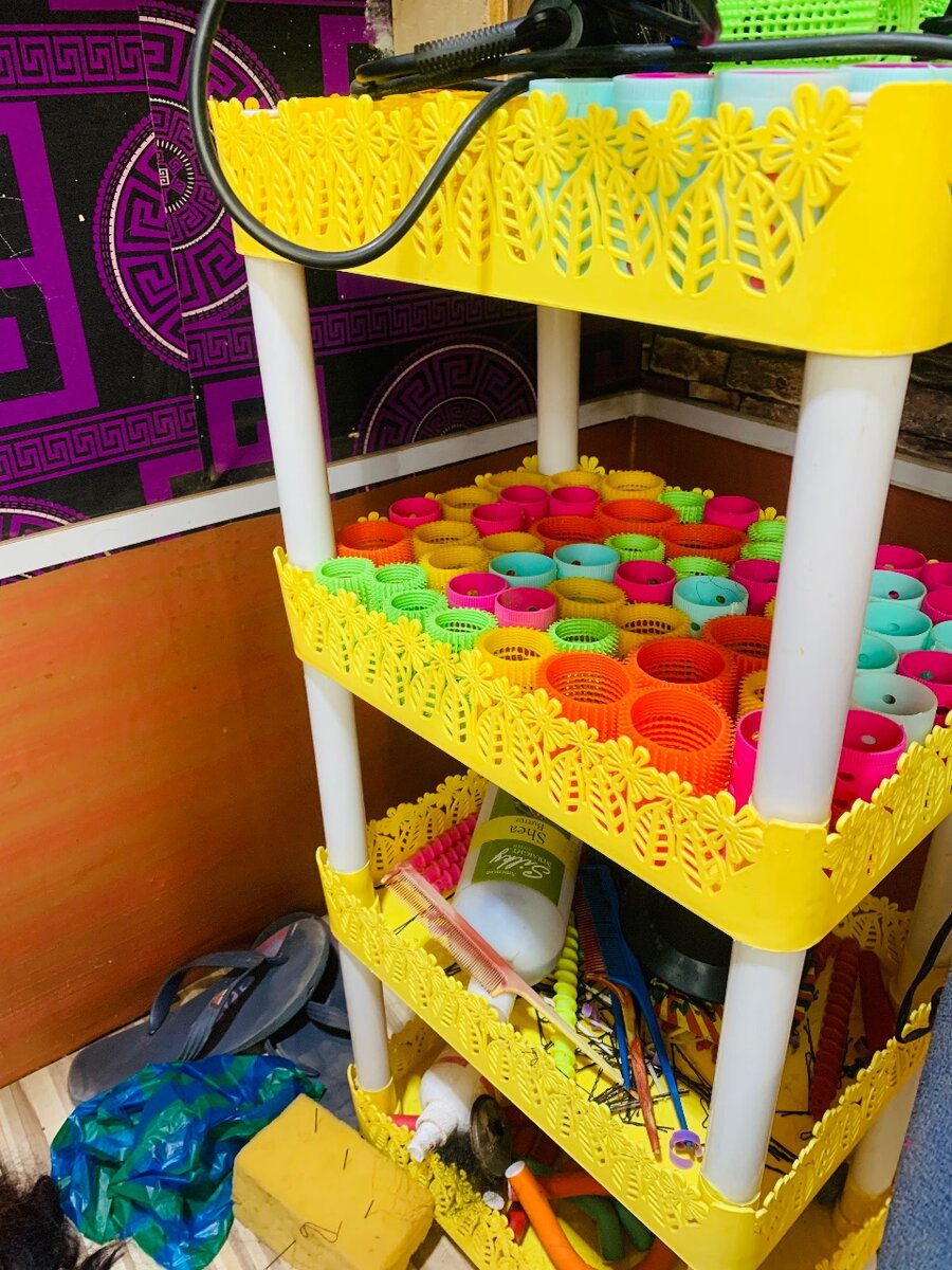 Rolled stand with Rolex